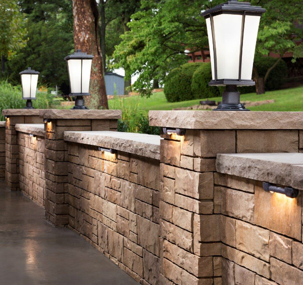 Landscape Retaining Walls & Natural Stone